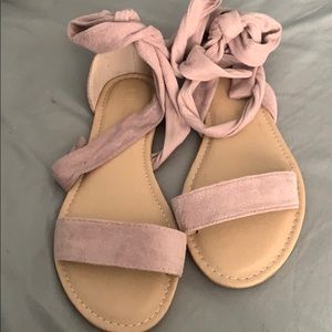 Brand new mauve shoes/never worn
